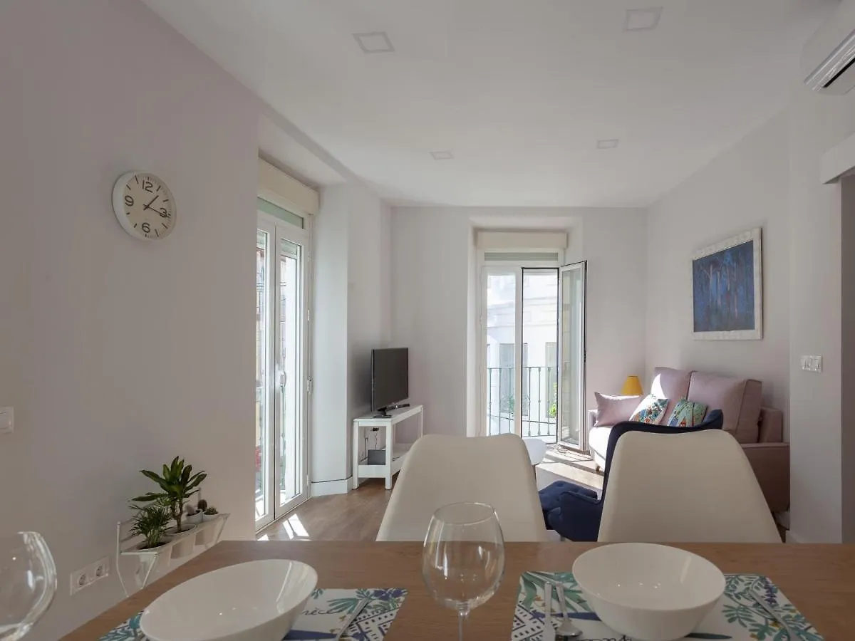 아파트 Rd Aparcamiento Incluido Triana Luminoso Comodo Apartamento 2Bd 2Bth 세비야