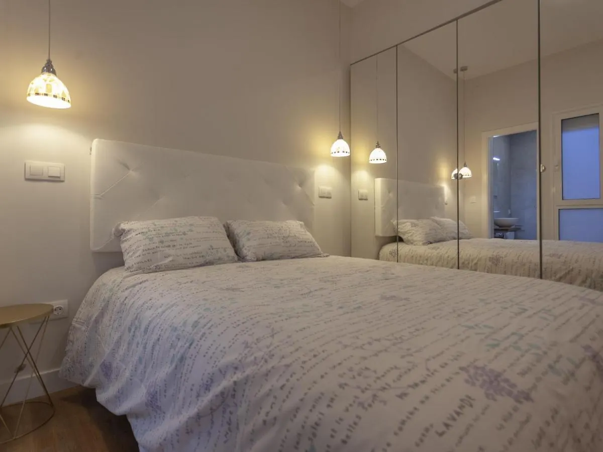 Rd Aparcamiento Incluido Triana Luminoso Comodo Apartamento 2Bd 2Bth 세비야 0*,  스페인