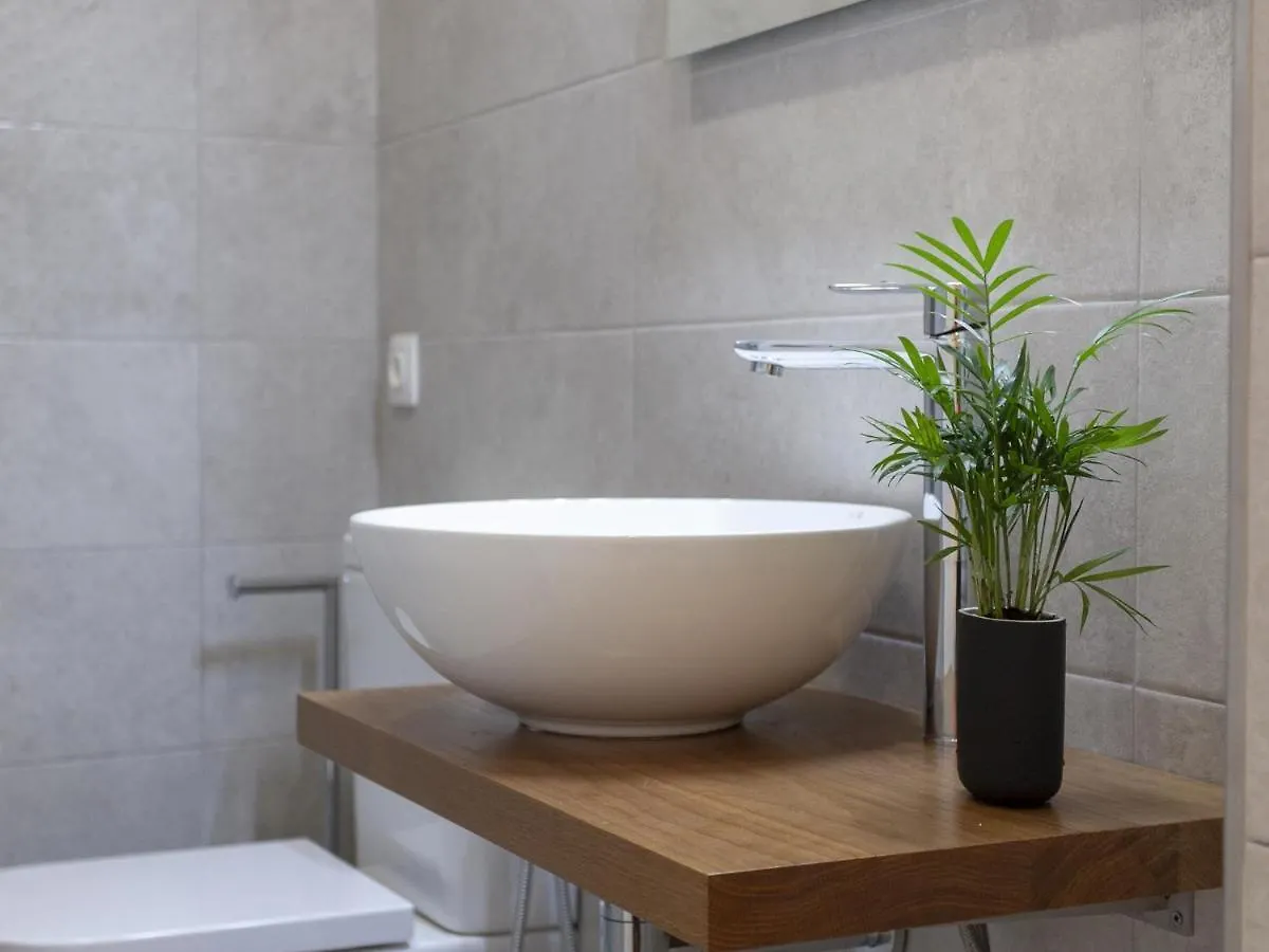 Rd Aparcamiento Incluido Triana Luminoso Comodo Apartamento 2Bd 2Bth 세비야